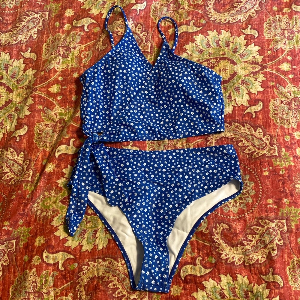 High waisted bikini size large from SHEIN